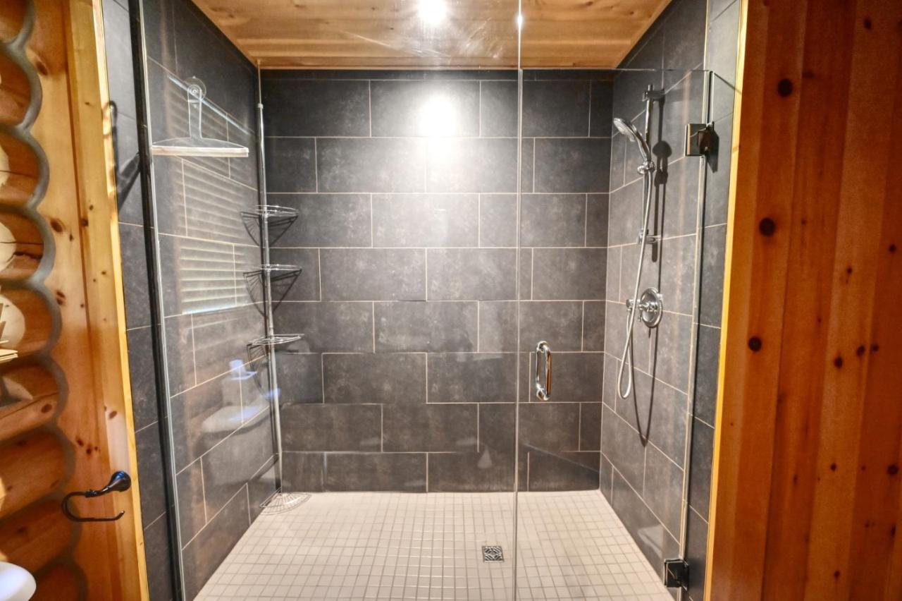 Grande Foret By Tremblant Platinum Chalet Mont-Tremblant